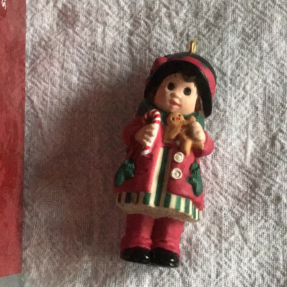 1998 Hallmark Christmas Ornament